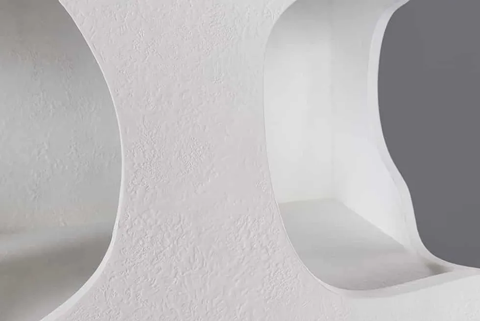 Abstraktes Regal ART AMBIENTE 180cm weiß Beton strukturiert Standregal