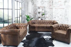 Chesterfield Sessel 110cm antik braun mit Knopfheftung und Federkern